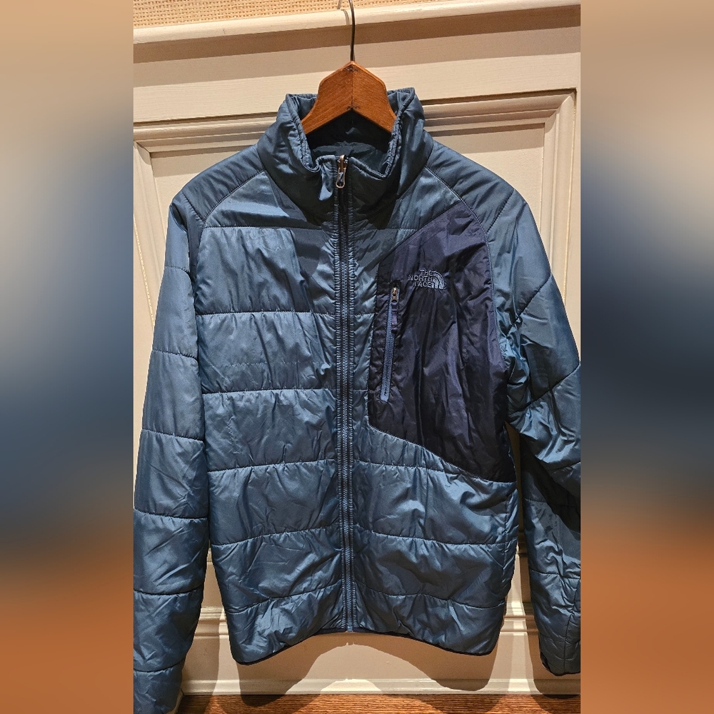 The North Face Men's Two-Tone Blue Puffer Jacket